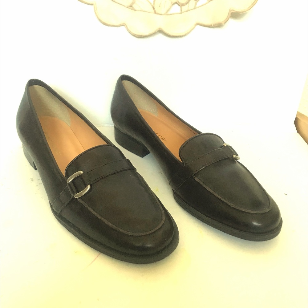 Hunt Club Dark Brown Pumps, never worn